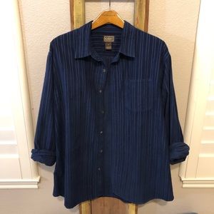 Vintage Men’s blue corduroy button down shirt